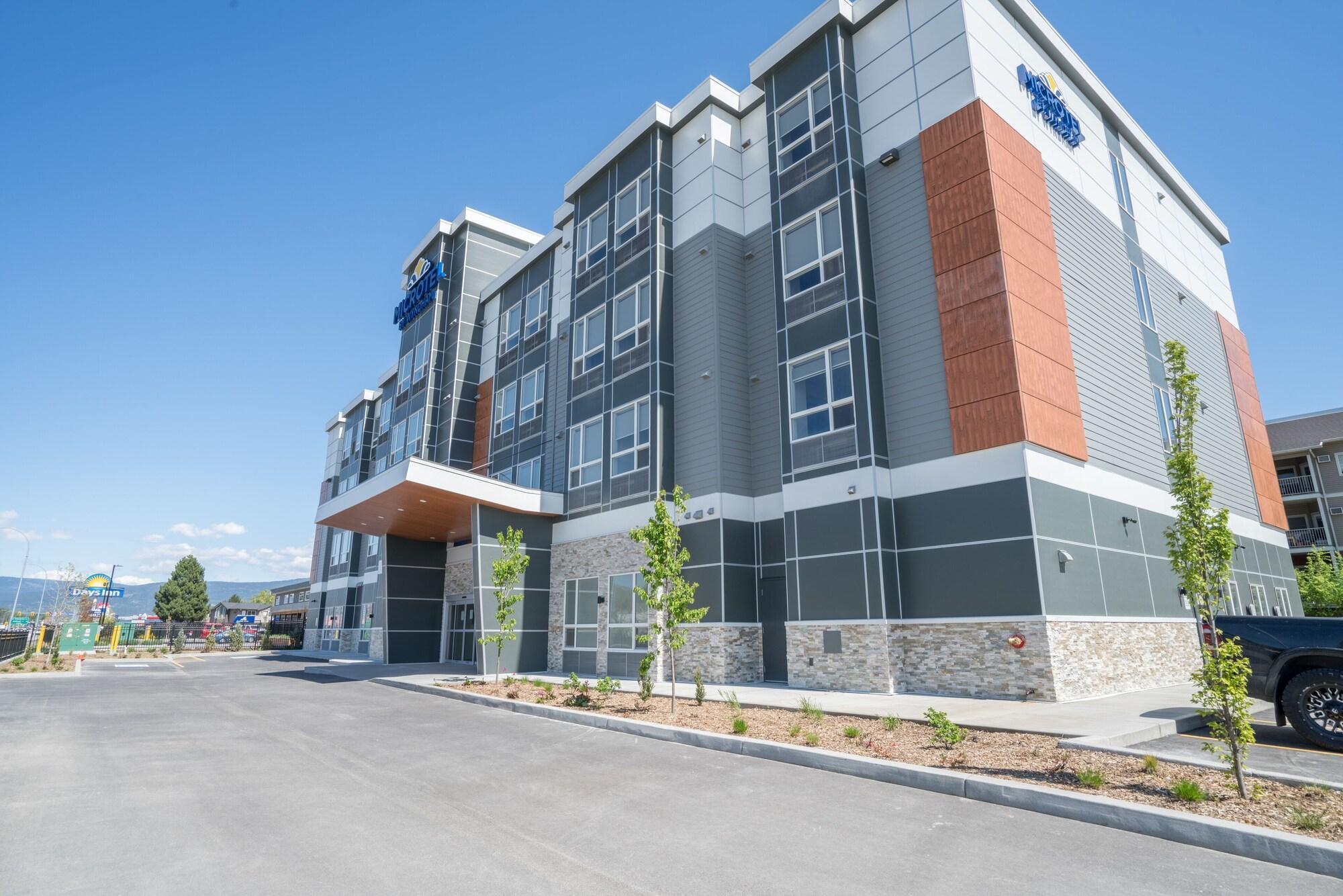 Park Inn By Radisson, Kelowna Extérieur photo
