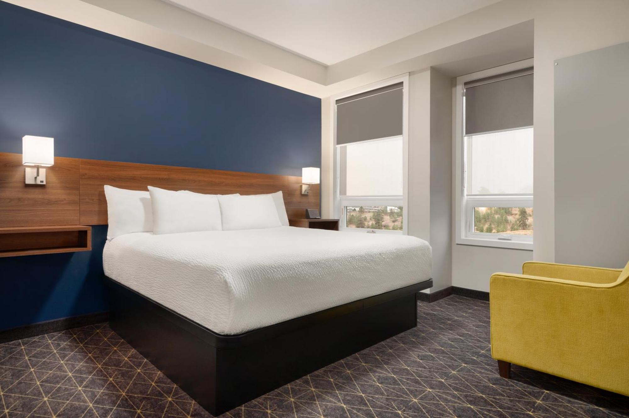 Park Inn By Radisson, Kelowna Extérieur photo