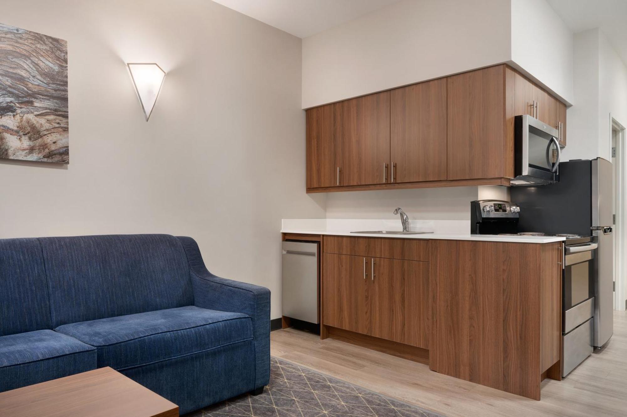 Park Inn By Radisson, Kelowna Extérieur photo